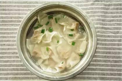 盤餐還是自助餐？這樣的食堂你喜歡嗎？