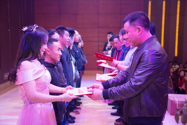 廣州豐泉餐飲公司2017年終會暨迎春聯歡會